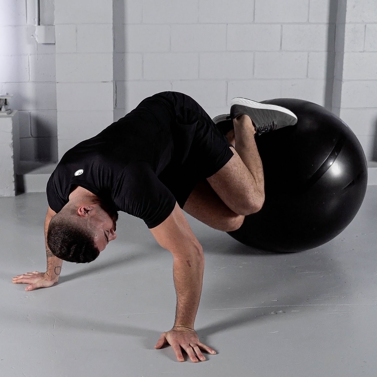 TRNR Gym Ball. Anti-burst Exercise Ball - Image 9